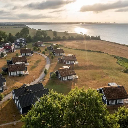Modern Bungalow On The Baltic Sea בית נופש *